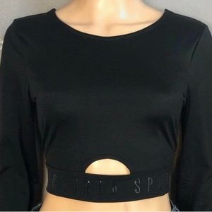 Victorias Secret XSmall keyhole front and open back full sleeve workout crop top
